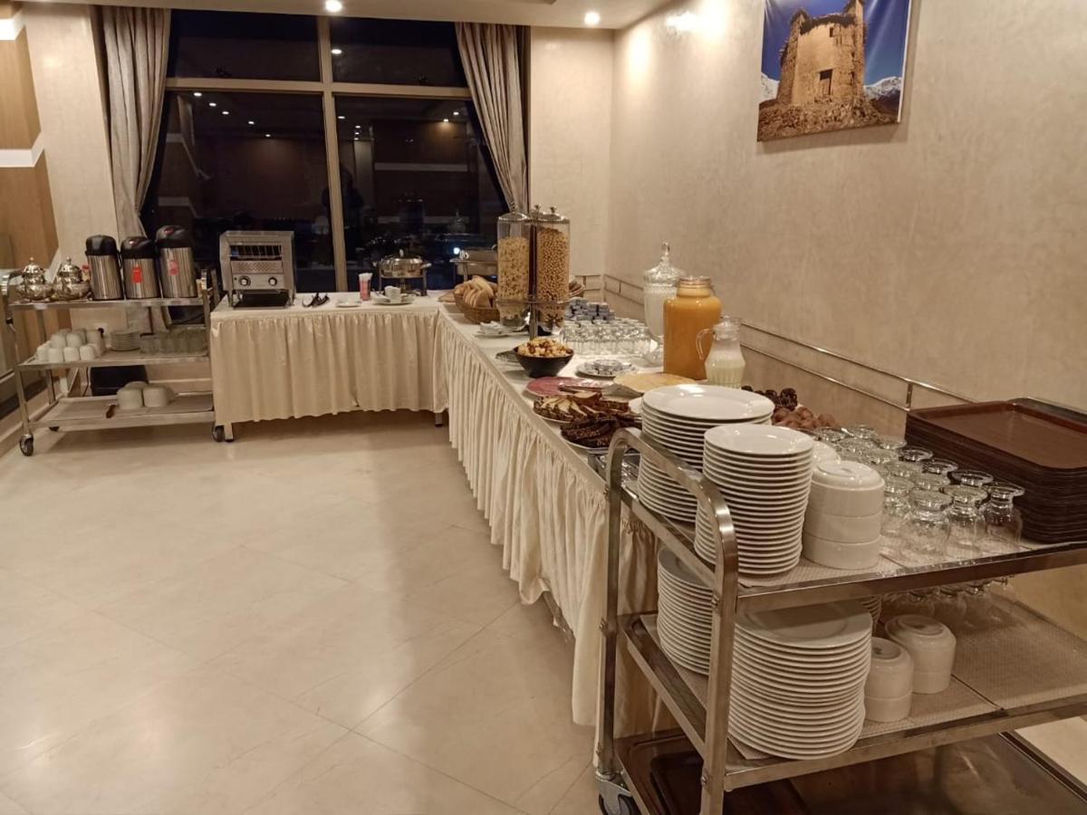 Hotel Makarim เทโทอัน ภายนอก รูปภาพ